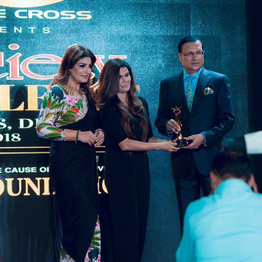 Left Award Image
