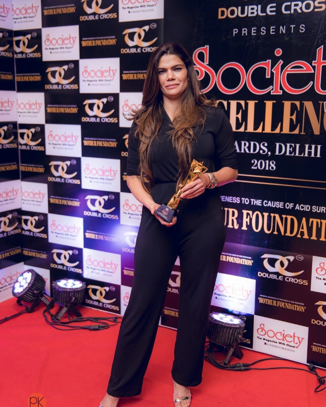 Right Award Image